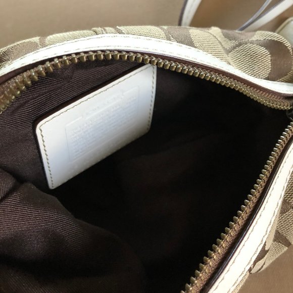 COACH Signature C Mini Leather Swingpack/Crossbody - Picture 8 of 9